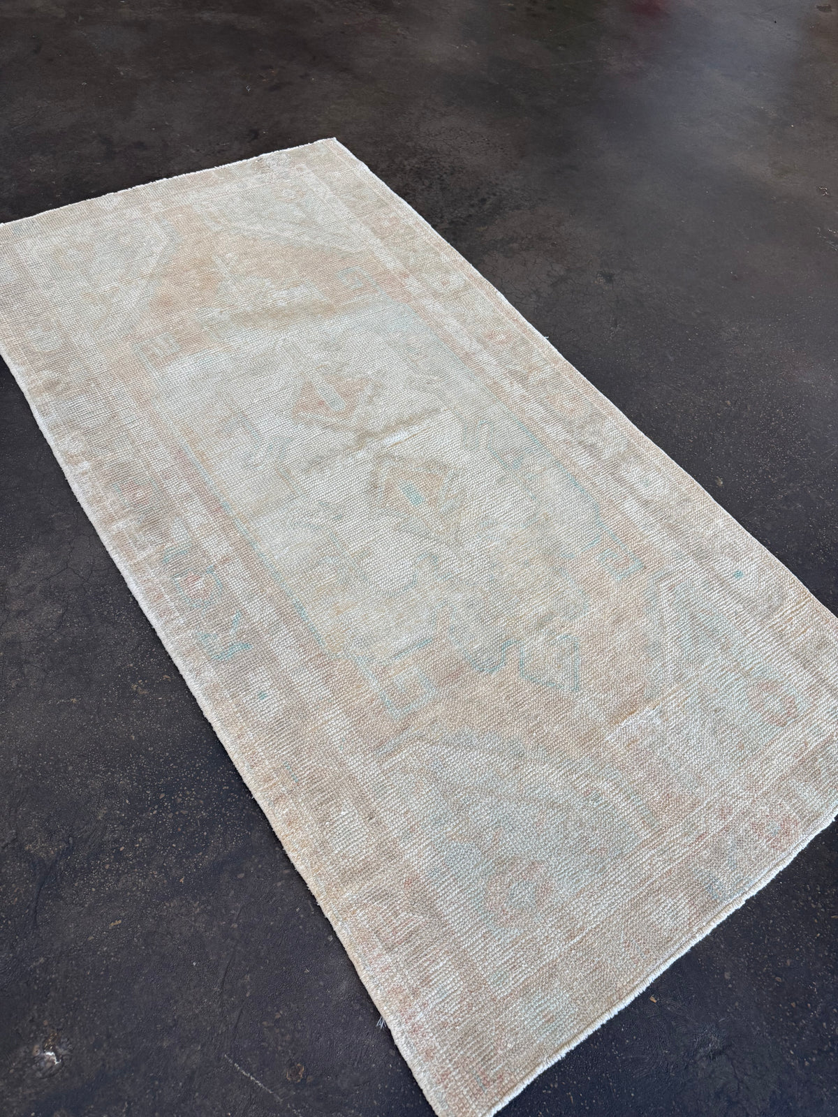 Natural vintage Turkish rug