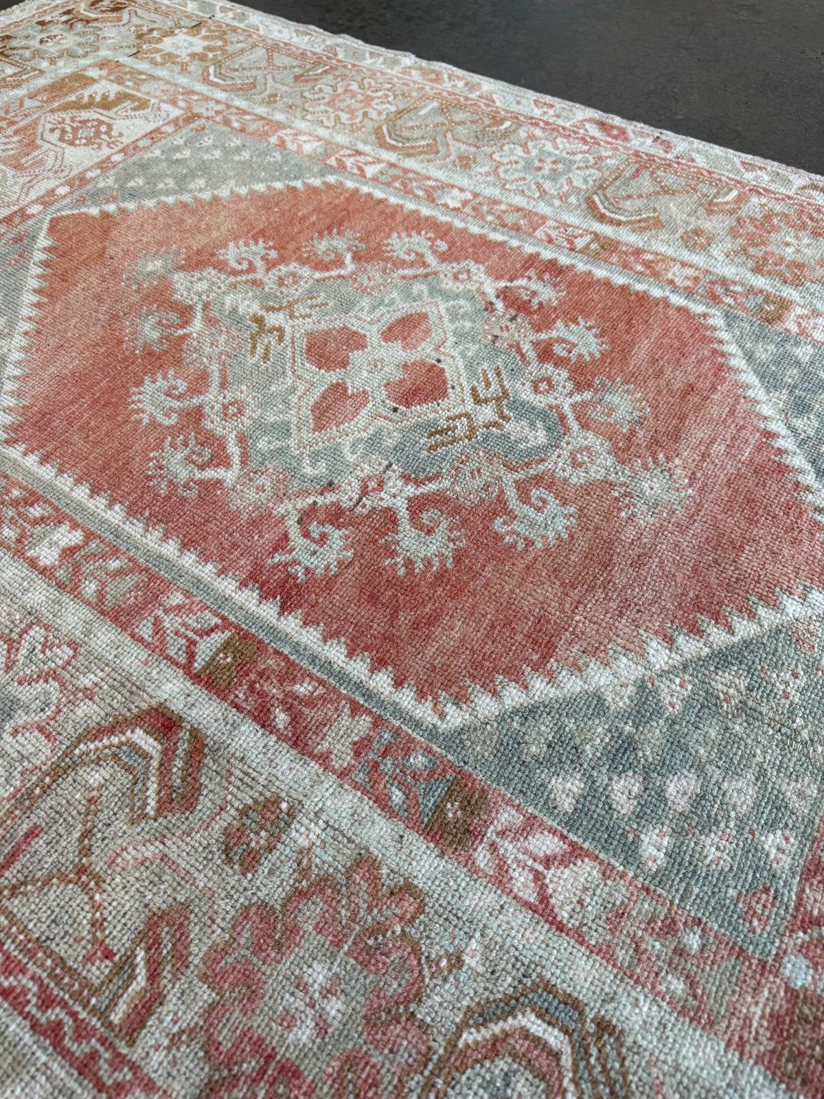 Vintage anatollian rug