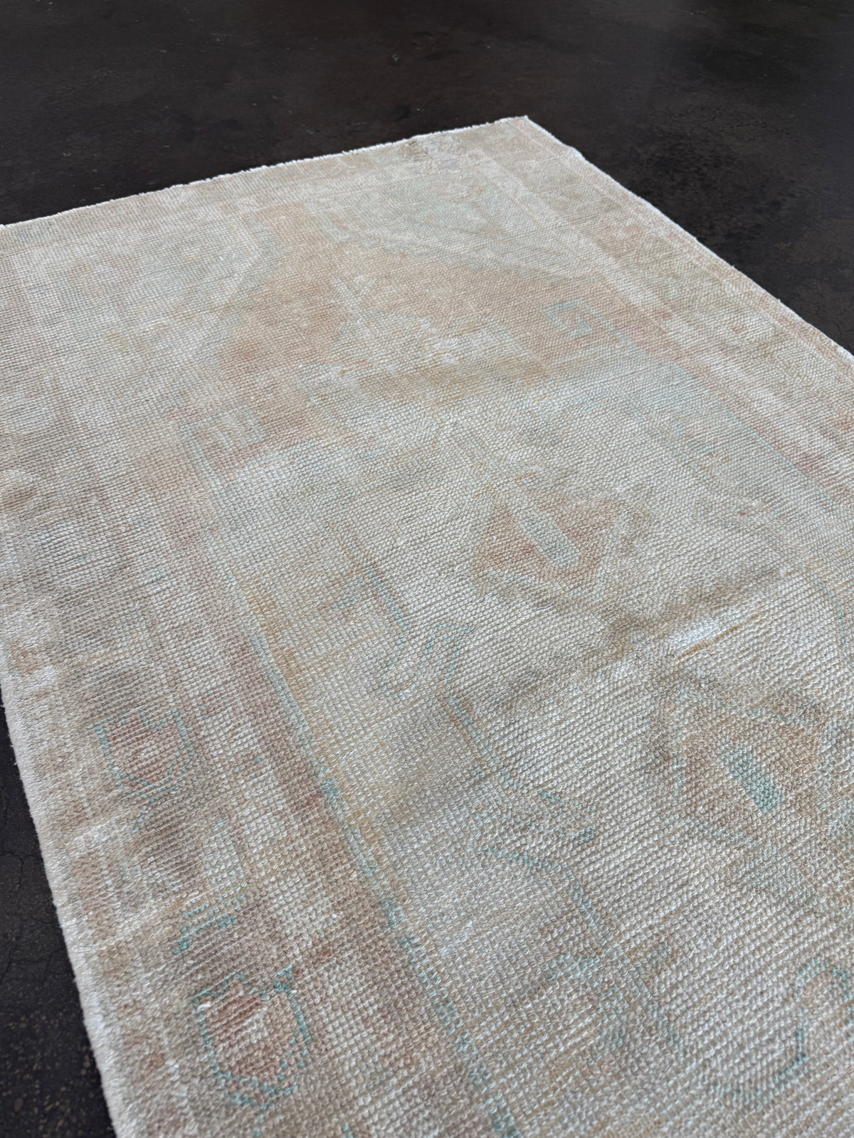 Natural vintage Turkish rug