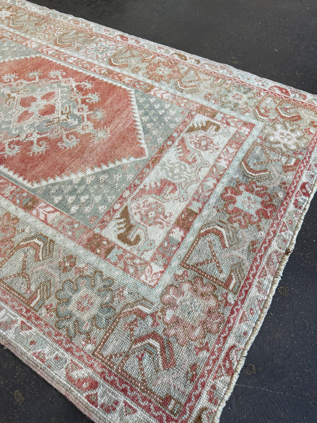 Vintage anatollian rug